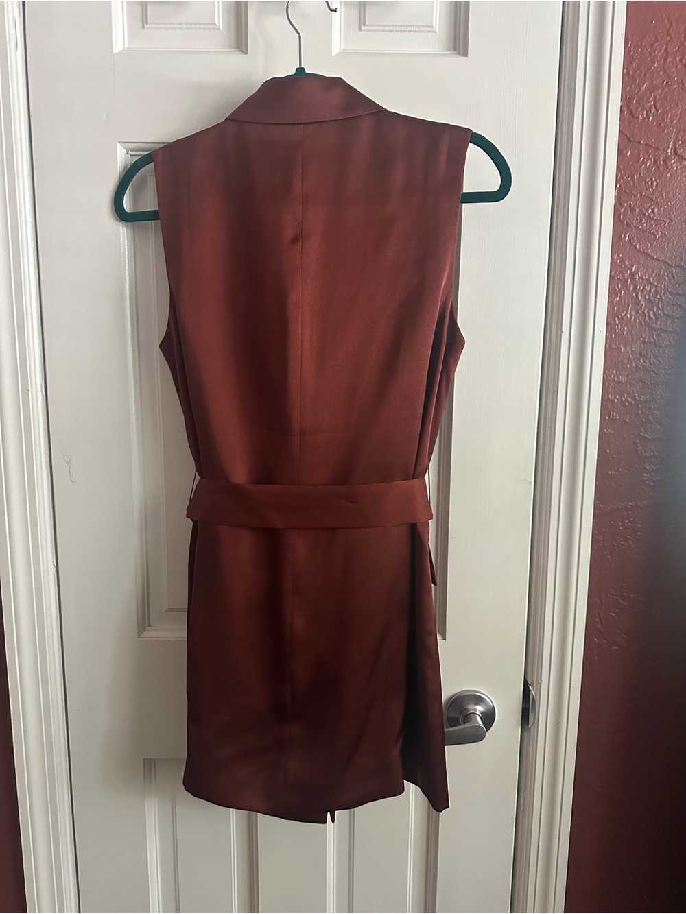 Express Sleeveless Belted Blazer Long Vest in Rust Red - Picture 3 of 4